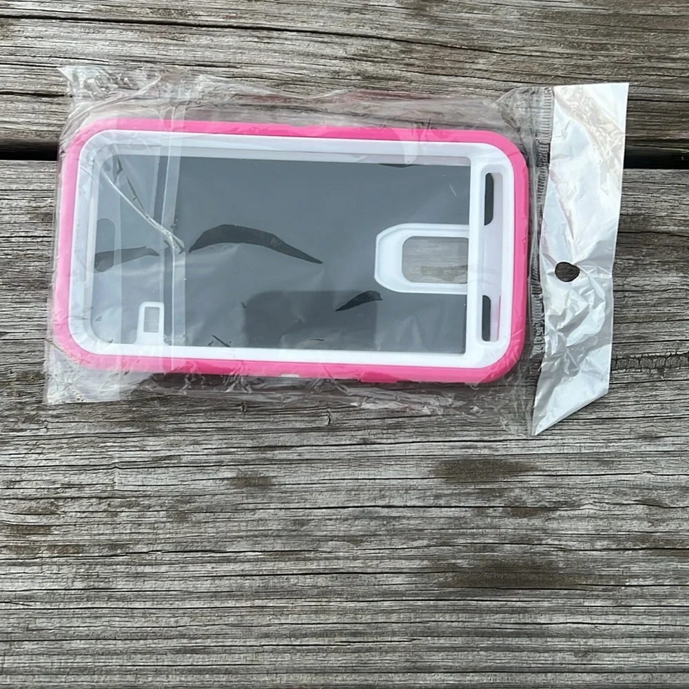 Samsung Galaxy S5 Pink Protective Case